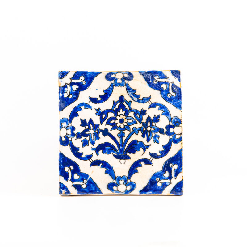 Square terracotta tile - Size: <b>18 cm</b> - Image 3